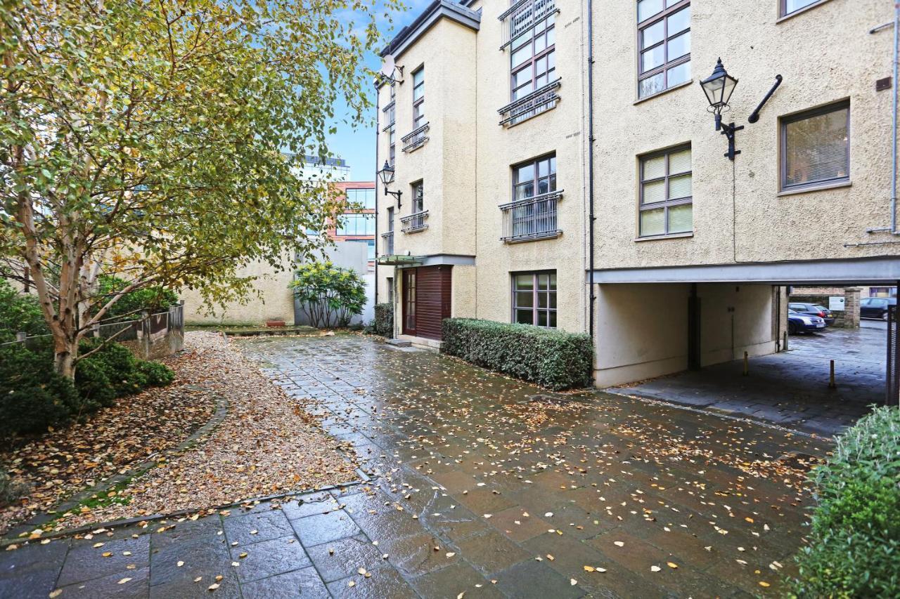 إدنبرة Altido 2Br Apartment With Free Parking, Near The Royal Mile المظهر الخارجي الصورة